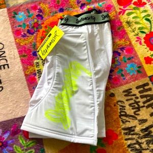 Womens intensity sliding shorts